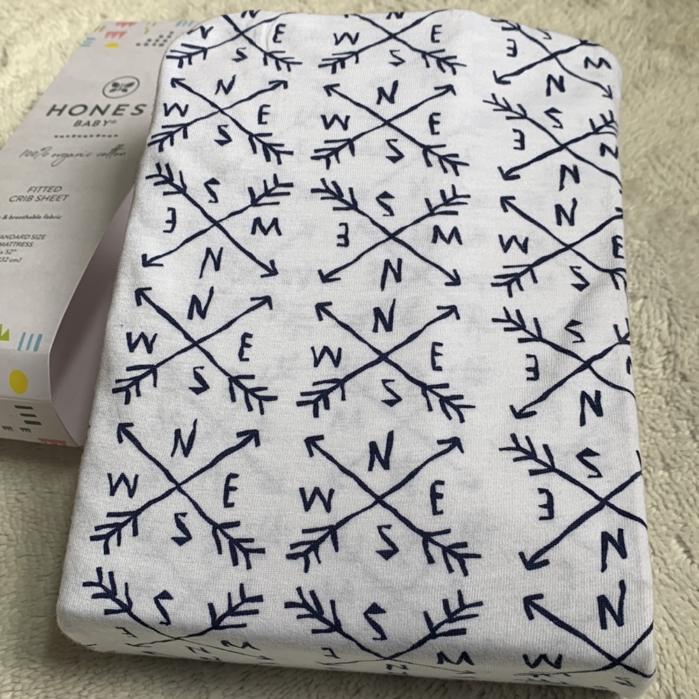 Honest Baby 100% Cotton Fitted Crib Sheet NWT Compass - Picture 12 of 12